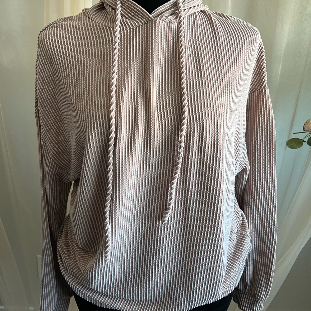 Cozy Ribbed Hoodie in Light Beige